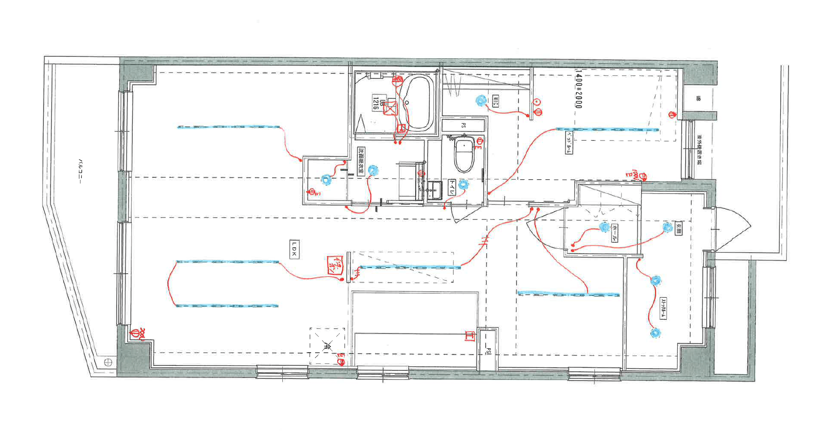 コンセントやライティングの位置を図面に書き込んだ電気系統図